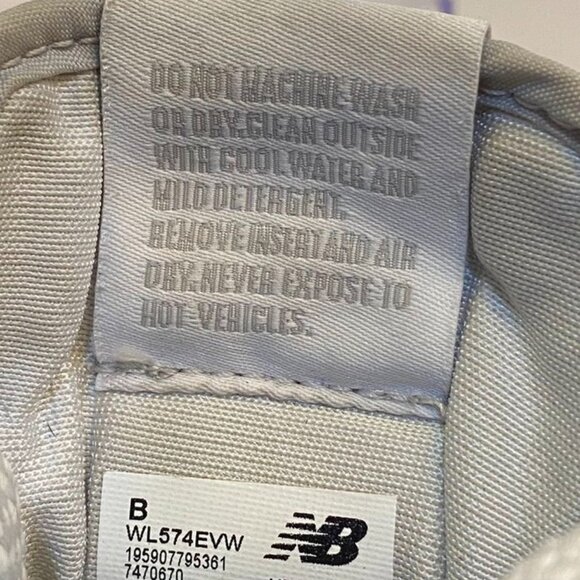 New Balance Classic 574 Suede Mesh Lace Up Sneakers Gray White Women’s 8 - Picture 7 of 15
